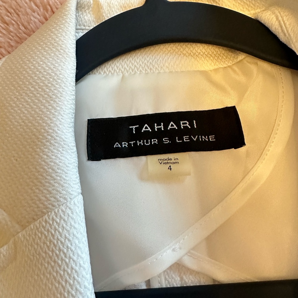 White blazer - Picture 3 of 3
